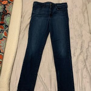American Eagle Hi-Rise Jeans